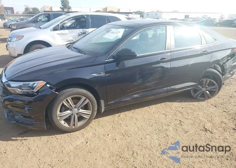 2019 Volkswagen Jetta 1.4T R-Line/1.4T S/1.4T Se z USA, uszkodzony, nr VIN 3VWC57BU9KM098451